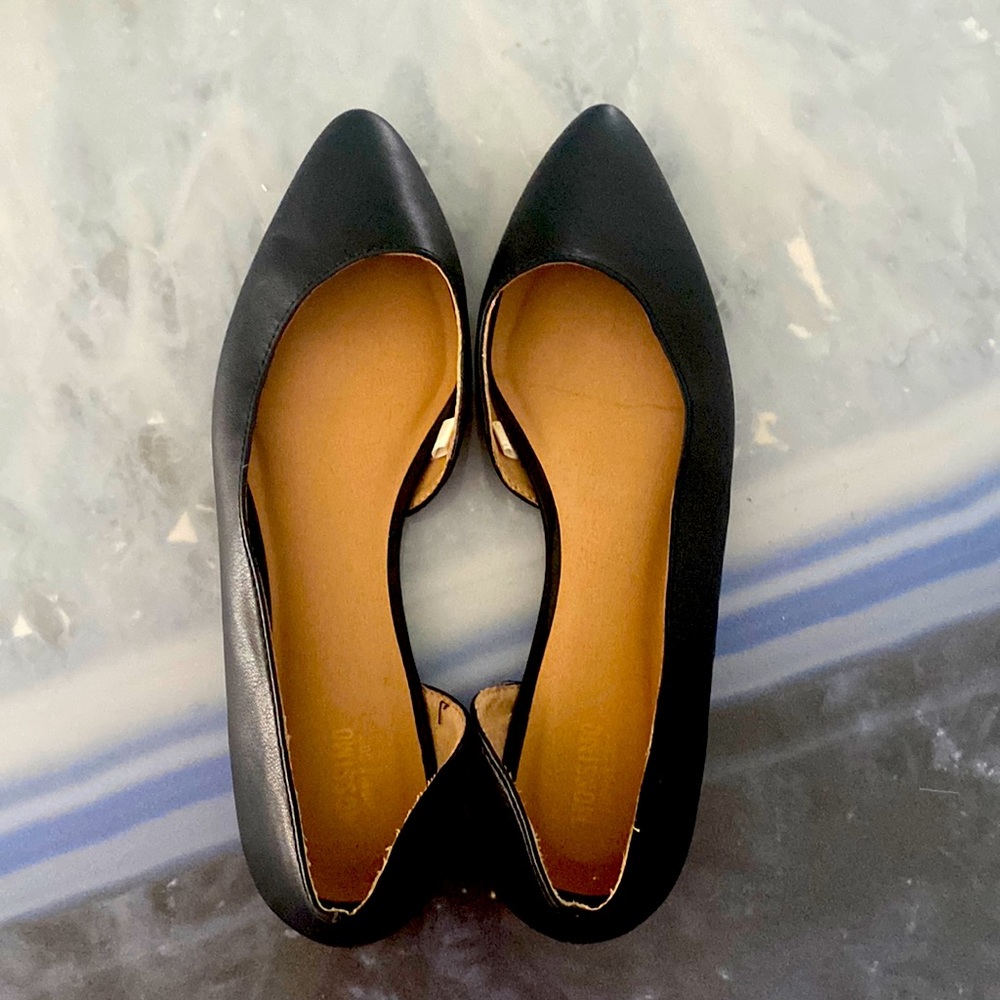Mossimo Black Flats size 9